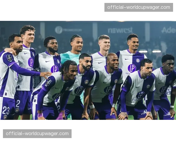 战报:布雷斯特1-0小胜图卢兹,制胜球来源于中线附近的集体围抢 战报:布雷斯特1-0小胜图卢兹,制胜球来源于中线附近的集体围抢