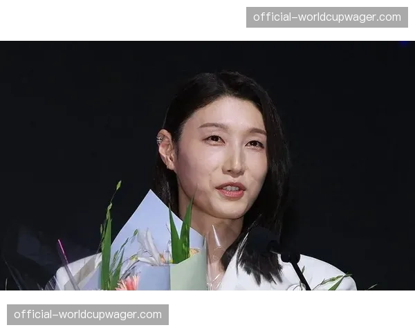 韩国女排主攻手金软景专访：谈国家队后辈与教练教练教练教练规划